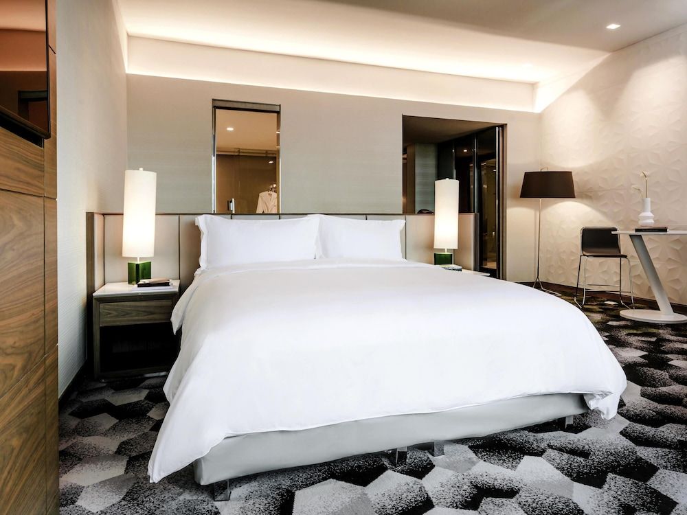 Junior Suite, Club Lounge Access, Executive Level (Reforma View)