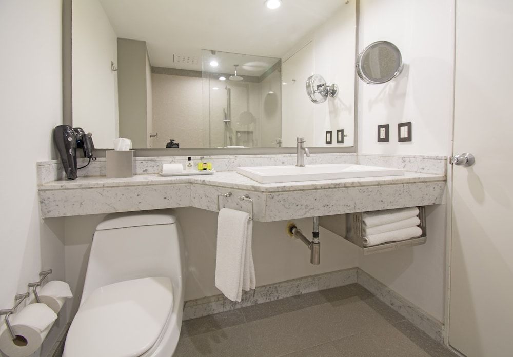 Habitación Clásica, 2 camas dobles, bañera accesible — 3