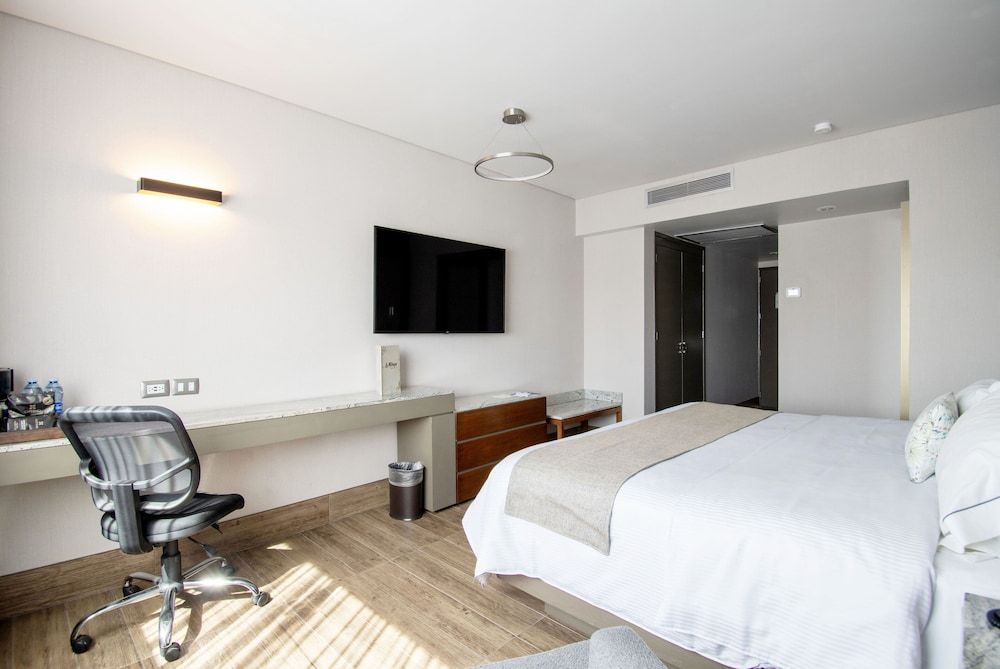 Habitación Ejecutiva, 1 cama King — 4