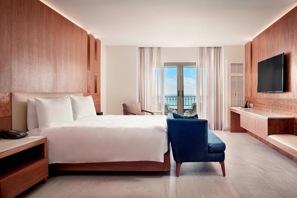 Suite, 1 recámara, balcón — 2