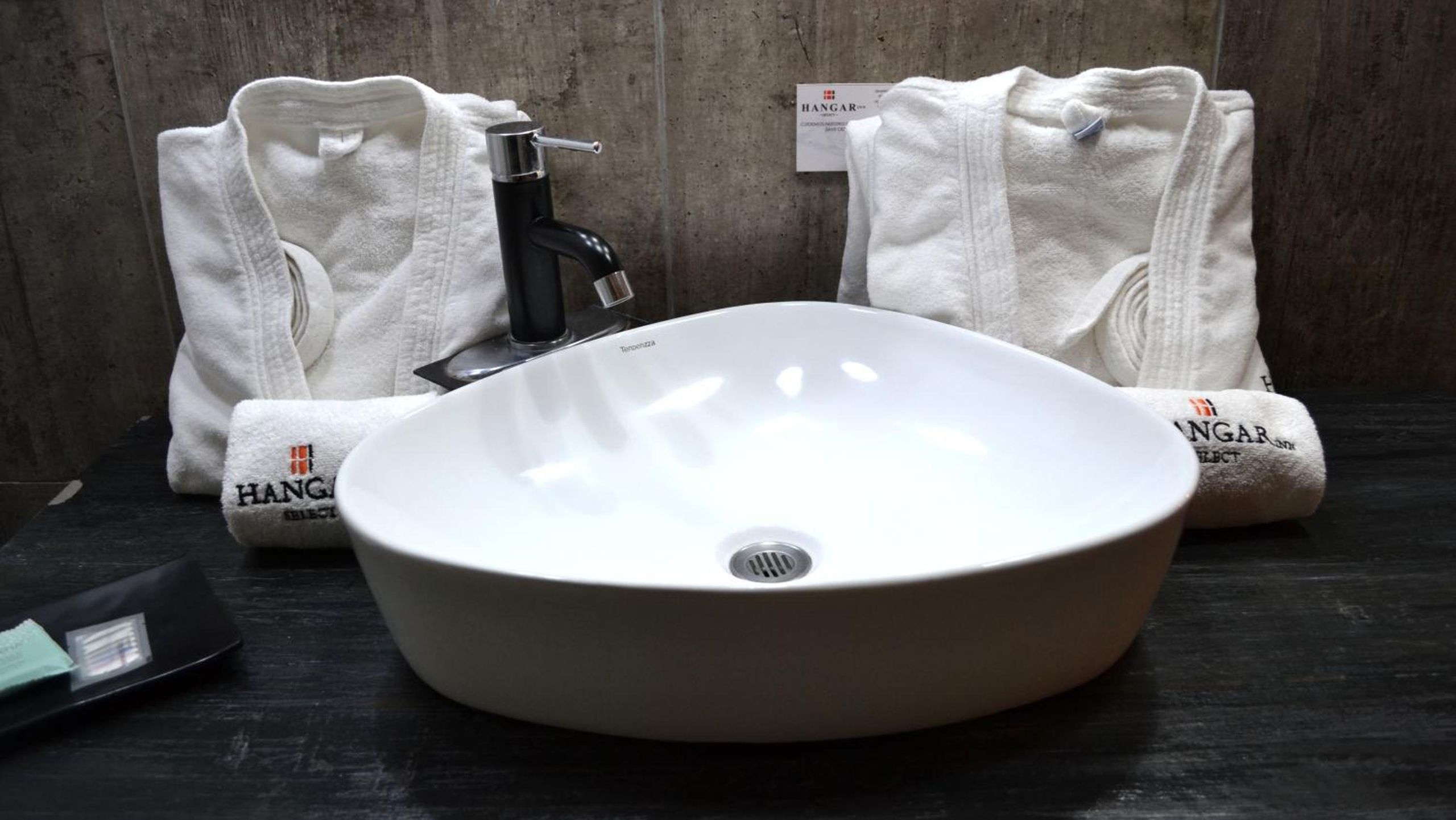 King Suite con Spa Bath — 7