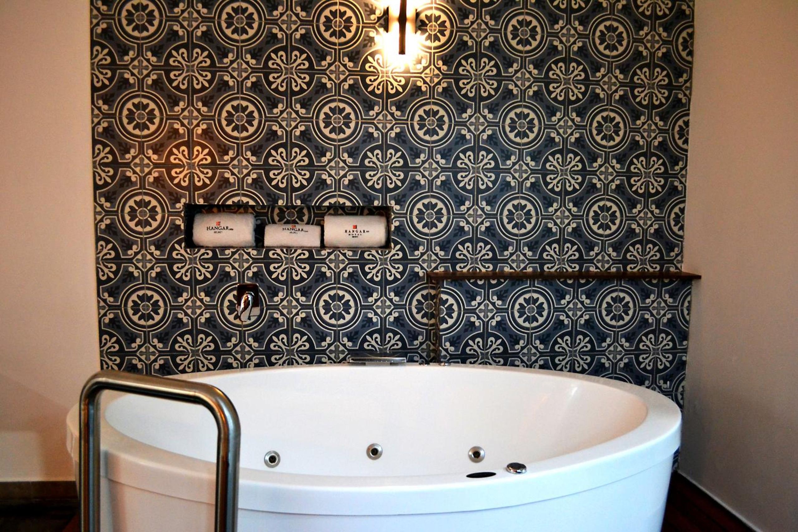 King Suite con Spa Bath — 8