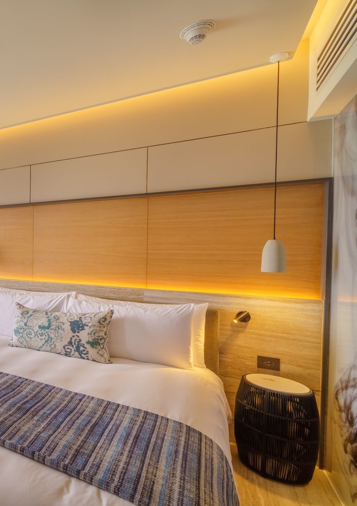 Habitación, 2 camas dobles, balcón, vista al mar — 5