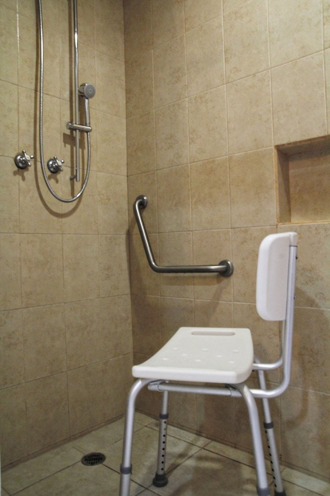 Habitación Estándar, 2 camas dobles, vista a la ciudad — 6