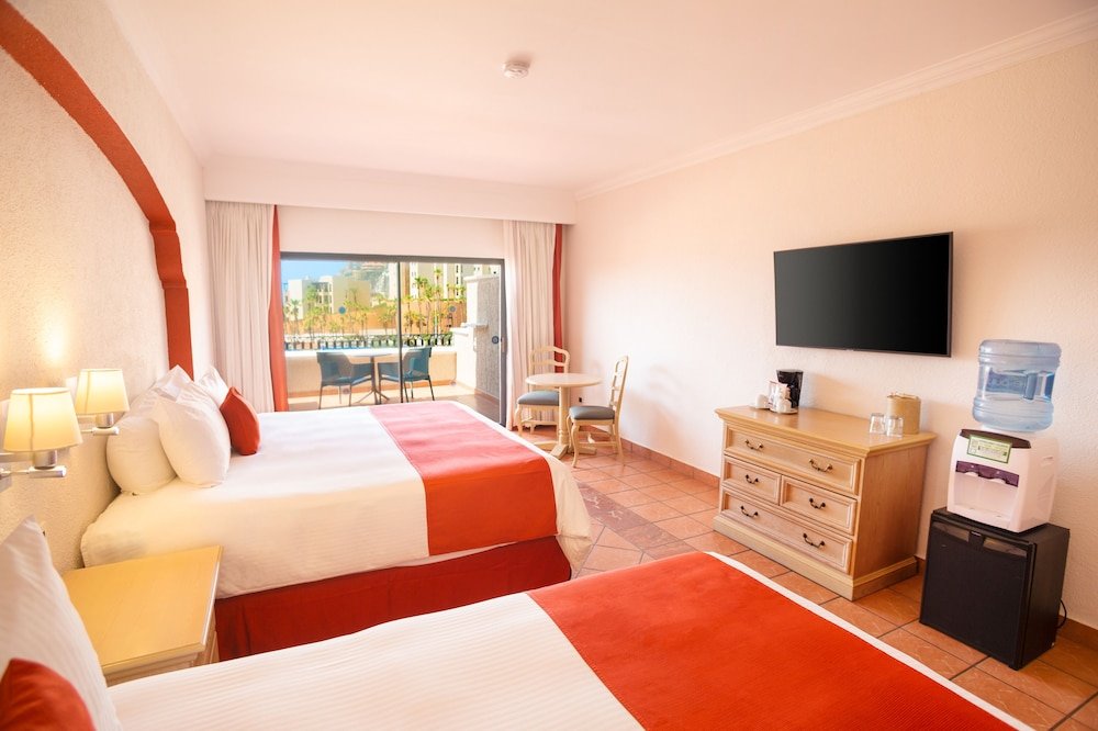 Suite Junior, Vista al Jardín — 3