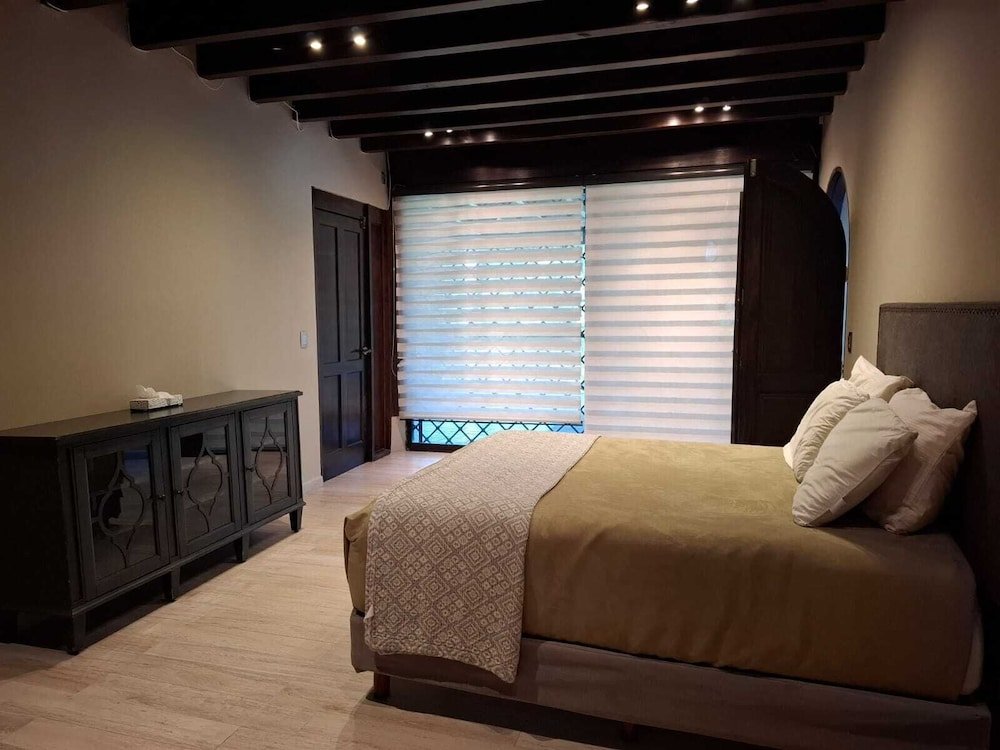 Family Triple Room, 3 Bedrooms — 2