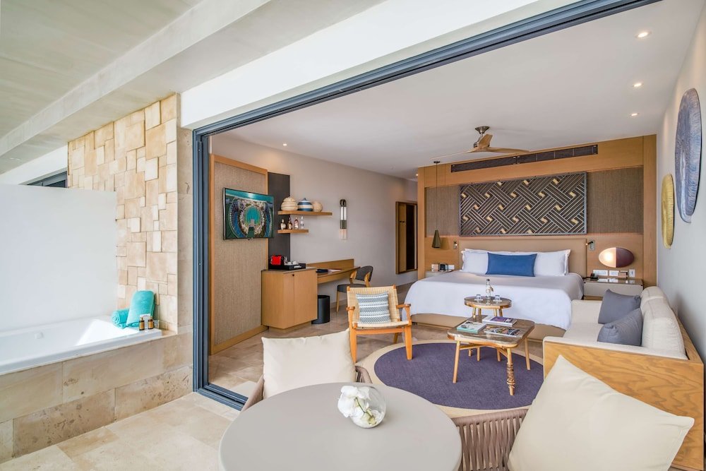 Suite Junior Frente al Mar del Club Serenity — 2