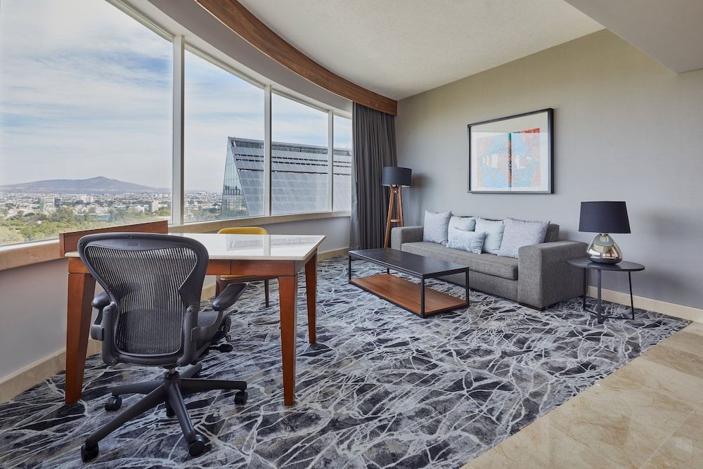 Master Suite — 4