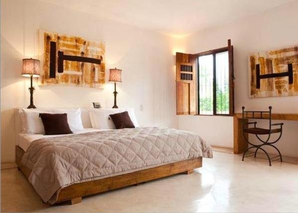 Suite — 4