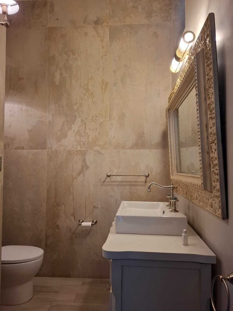 Family Triple Room, 3 Bedrooms — 8