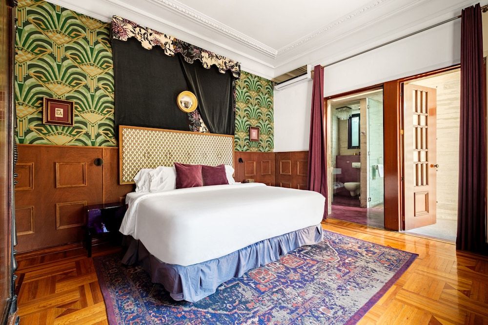 Premium Room — 3