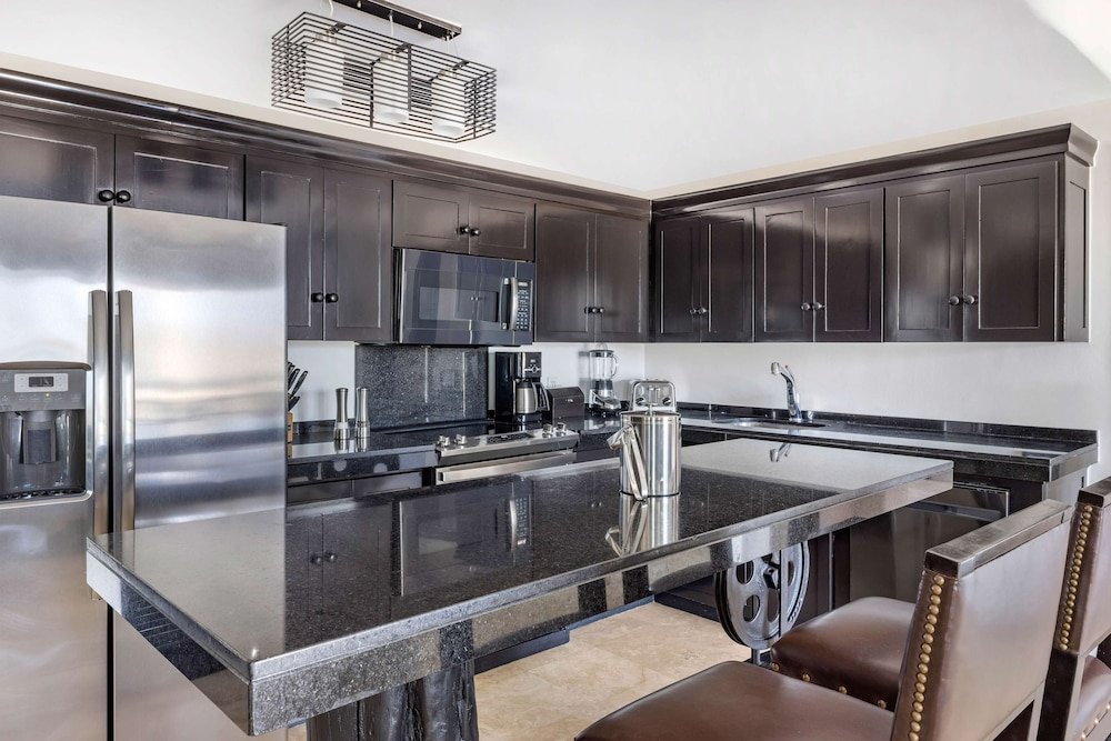 Habitación de 3 Dormitorios 2 Reyes 1 Reina Vista al Océano Grand Ph — 3