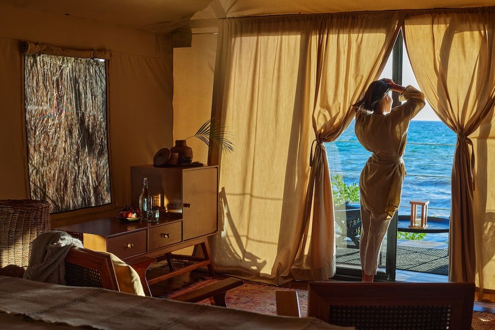 Room, Oceanfront — 5