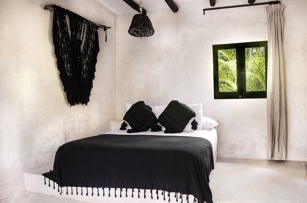 Jungle View Room