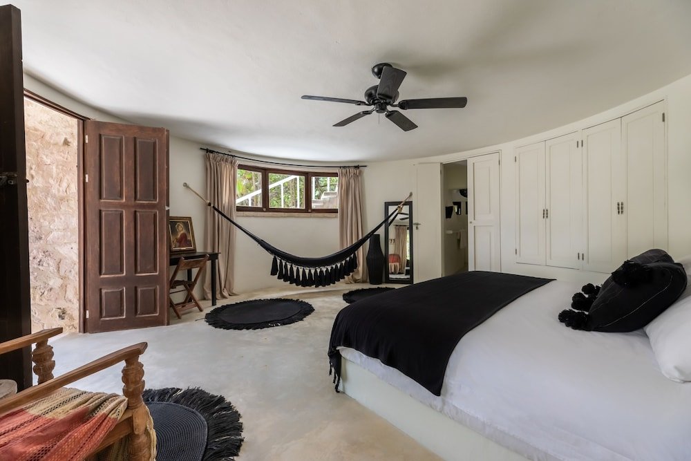 Torre A Room — 2