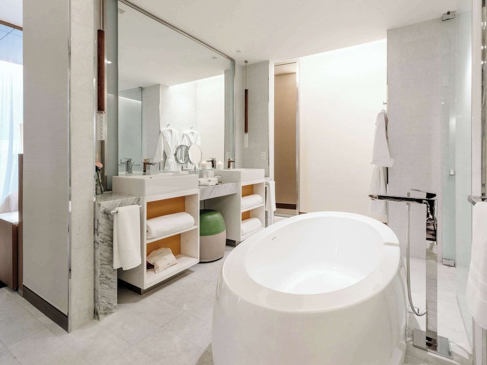 Club Room, 1 cama King, Business Lounge Access (Prestige, Angel Of Independence View) — 7