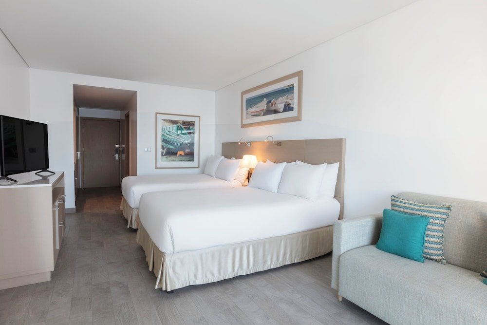 Junior Suite, 2 camas dobles, vista a la ciudad — 3