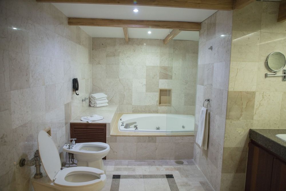 Executive Loft — 5