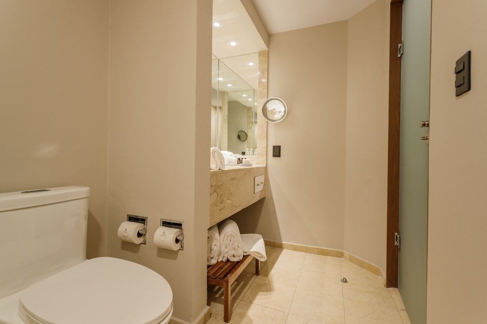 Junior Suite — 4