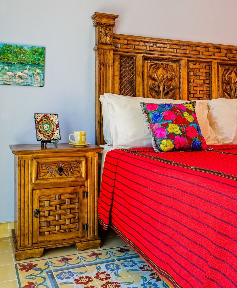 Deluxe House, 2 Bedrooms, Kitchen, Courtyard View — 3