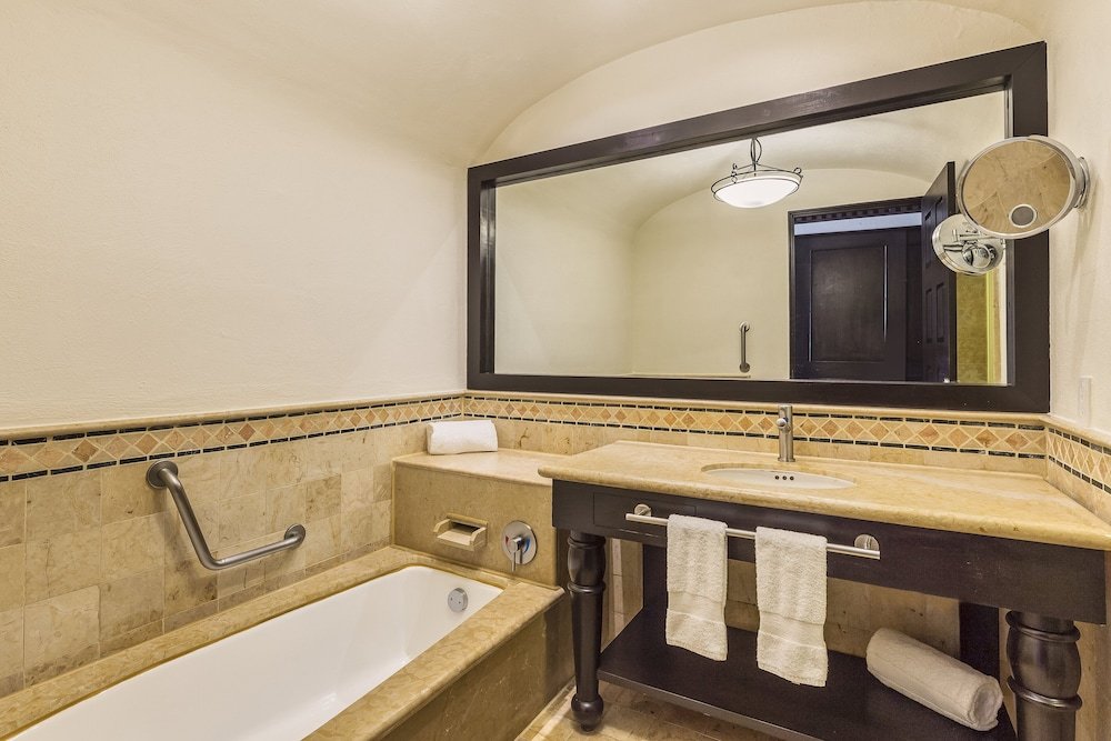 Habitación Deluxe, 1 Cama King — 4