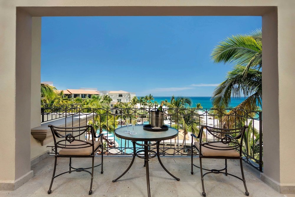 Preferred Club One Bedroom Suite vista al mar King — 6