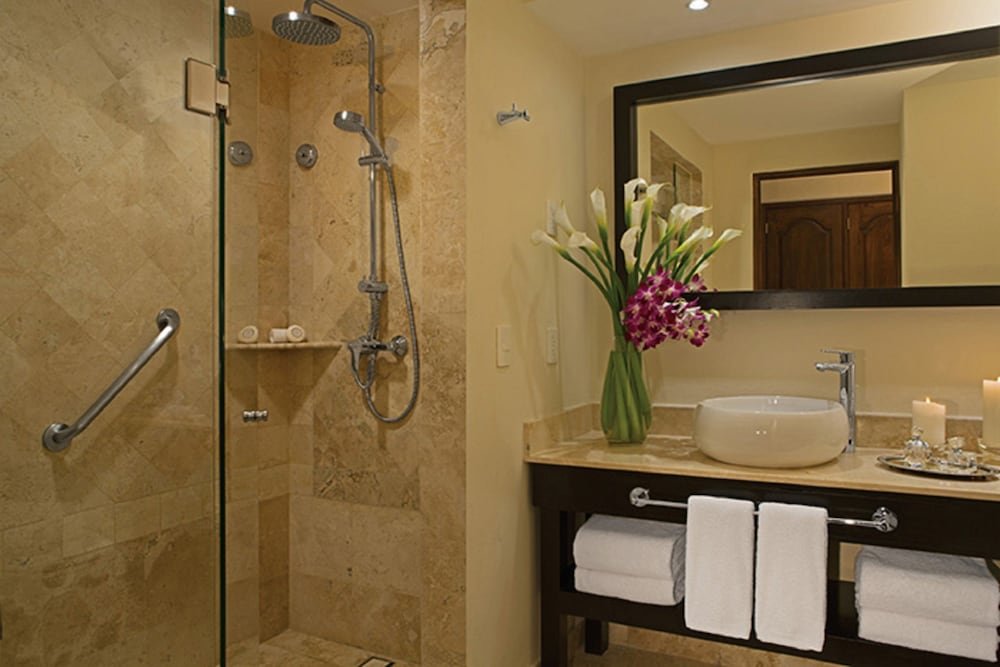 Preferred Club One Bedroom Suite vista al mar King — 5
