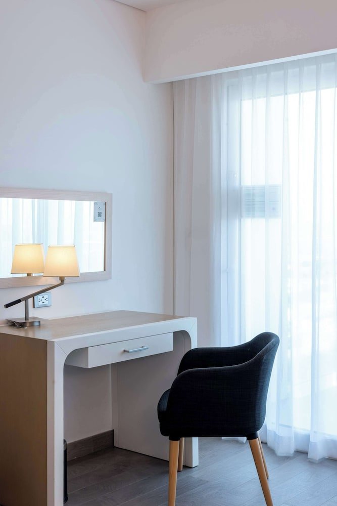 Junior Suite, 2 camas dobles, vista a la ciudad — 5