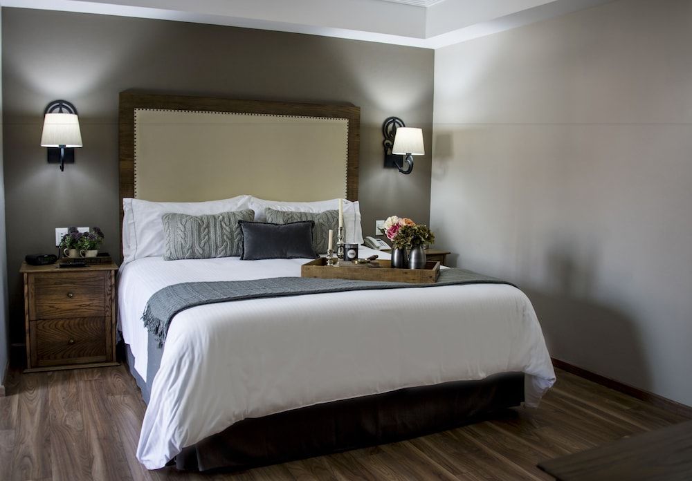 Premier Room, 1 cama King, vista a la ciudad — 7