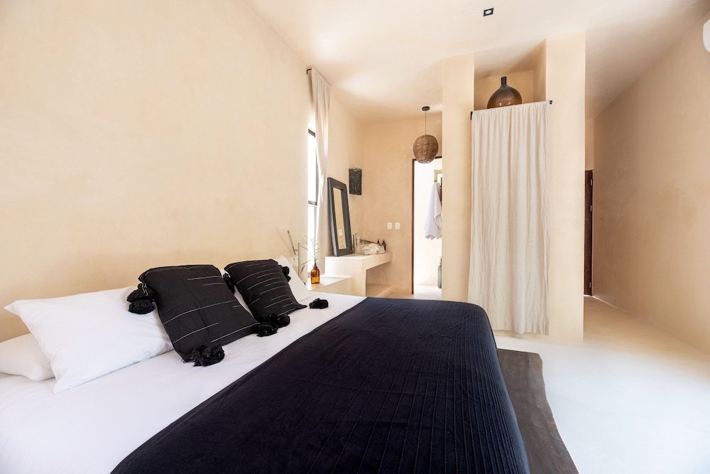 Tulik B Room