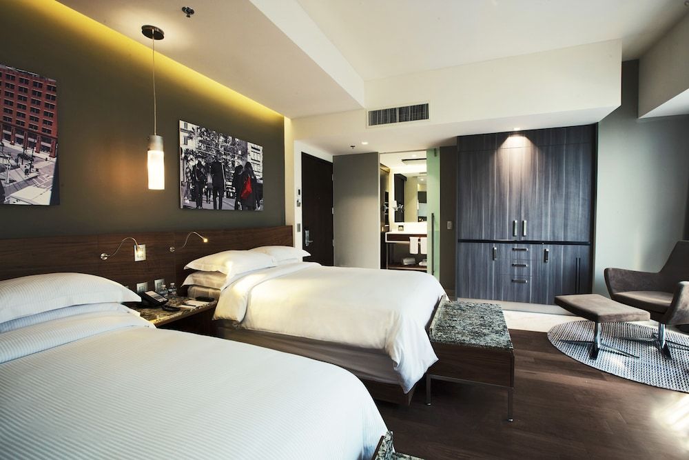 Executive Suite Double — 3
