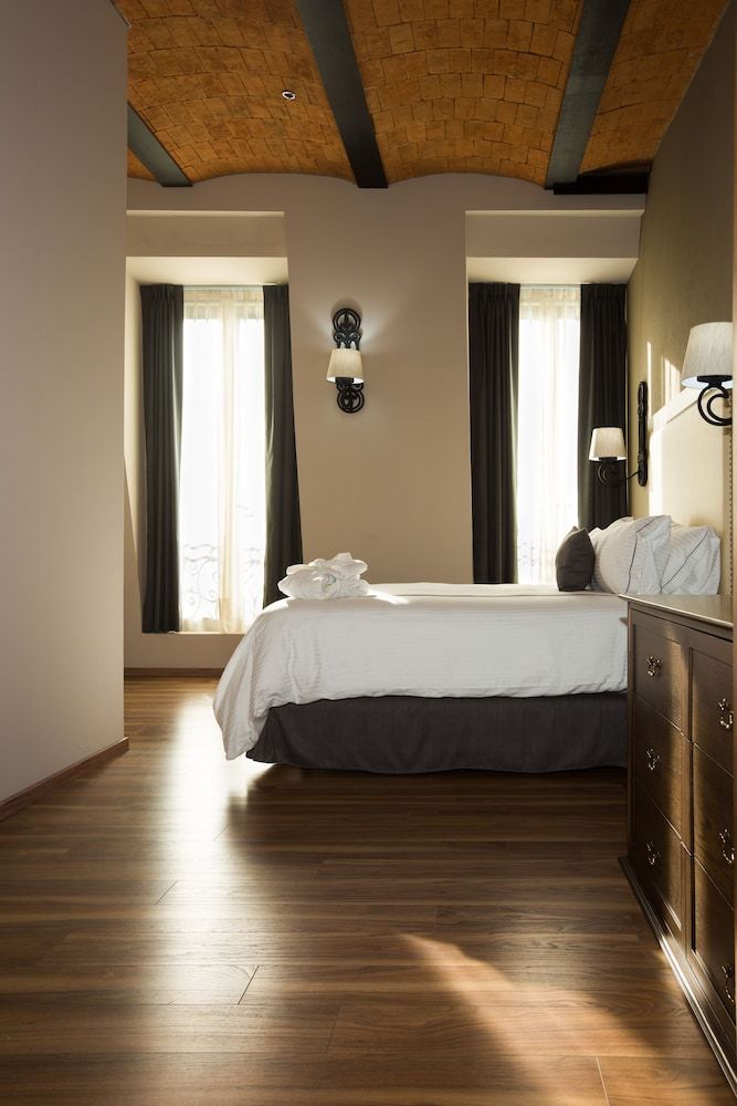 Habitación Ejecutiva, 1 cama King, balcón, vista a la ciudad — 4