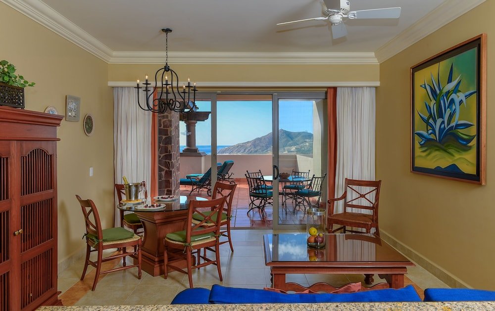 Suite Ejecutiva Superior con Vista al Océano y Jacuzzi — 4