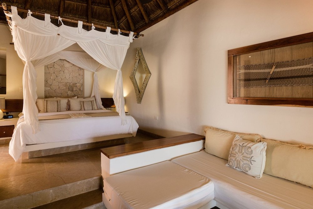 Habitación Superior, Vista al Jardín — 6