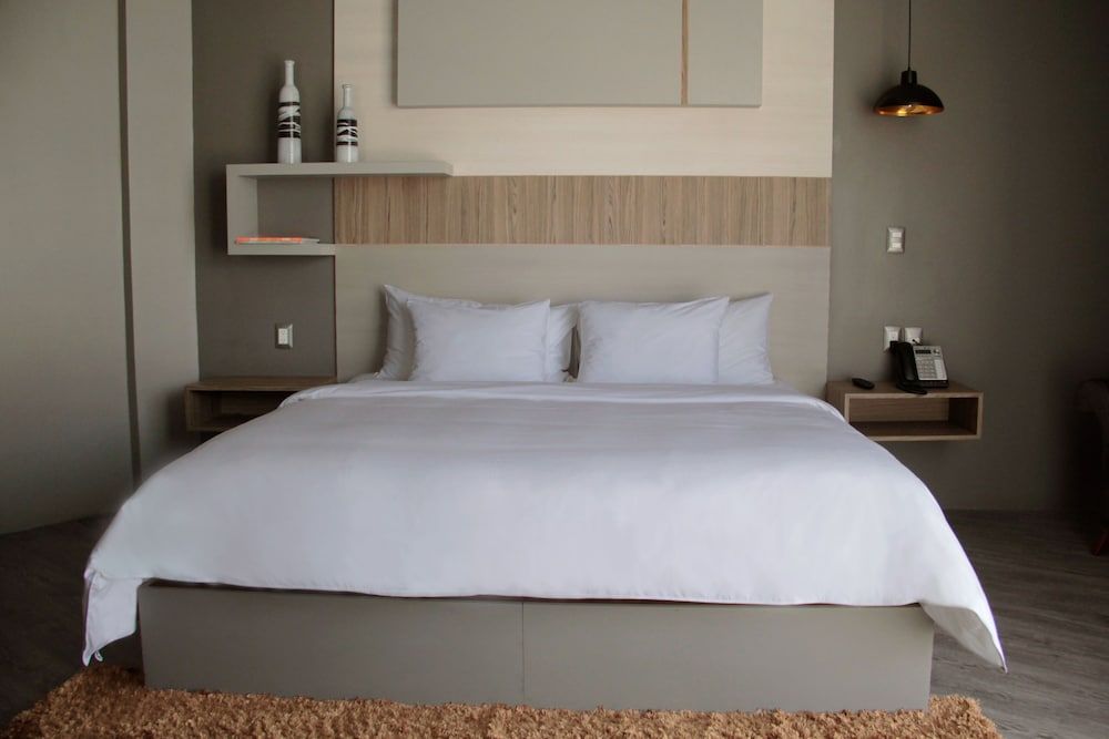 Habitación Estándar 1 cama King or 2 camas dobles (subject to availability) — 4