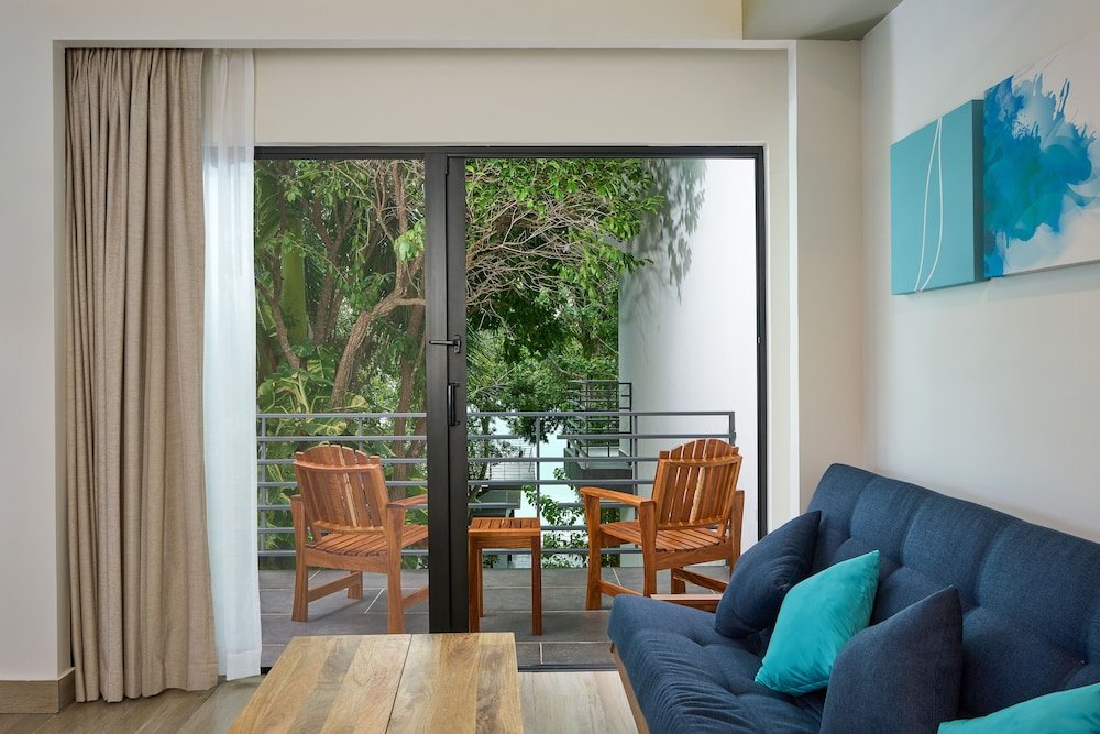 Junior Suite Partial Lagoon View — 3