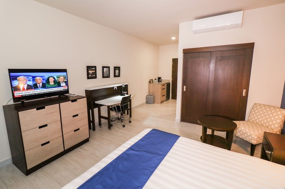 Family Suite, 1 recámara, Kitchenette — 3
