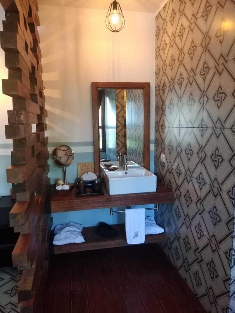 Habitación Deluxe, Balcón — 4