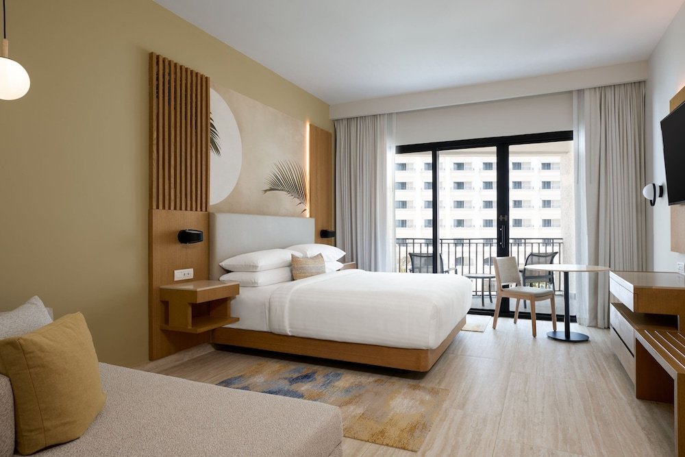 Room, 1 cama King con sofá cama, Resort View
