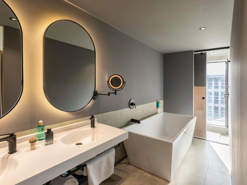 Executive Suite, 1 cama King con sofá cama — 7