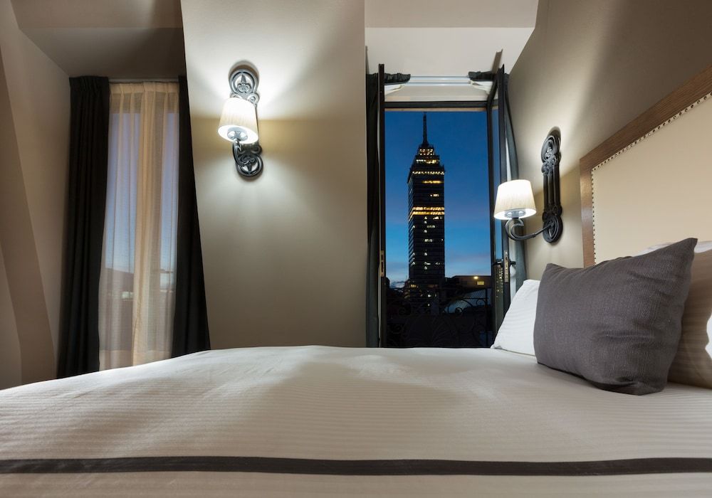 Habitación Ejecutiva, 1 cama King, balcón, vista a la ciudad — 7