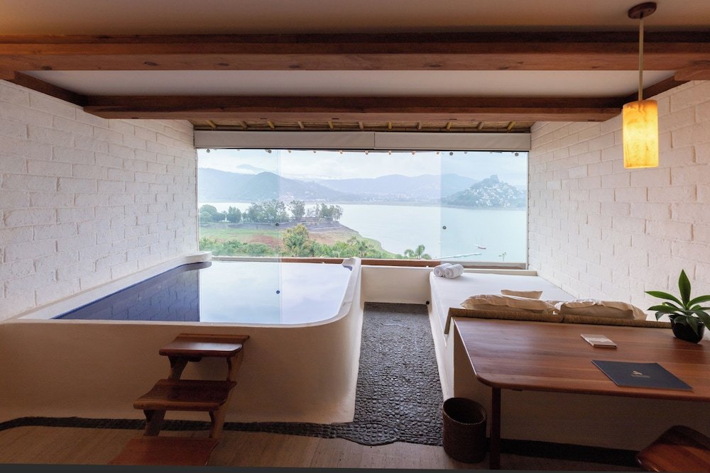 Junior Room, vista a la montaña — 3