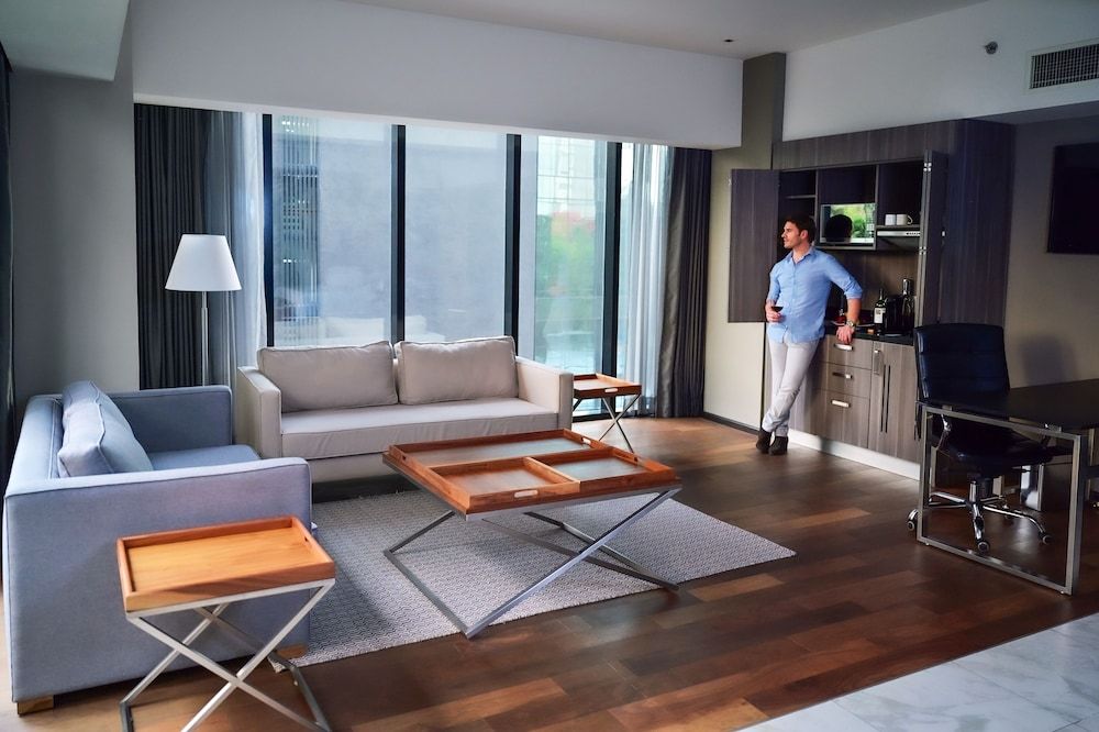 Master Suite — 4