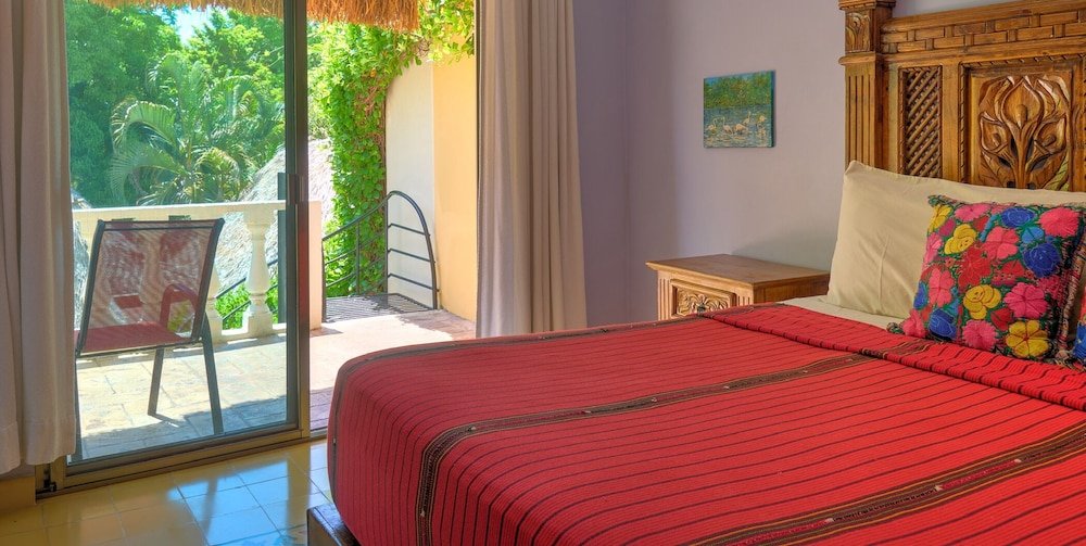 Deluxe House, 2 Bedrooms, Kitchen, Courtyard View — 5