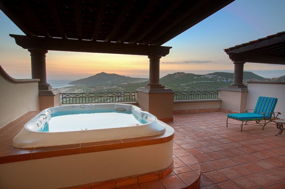 Suite Ejecutiva Superior con Vista al Océano y Jacuzzi — 8