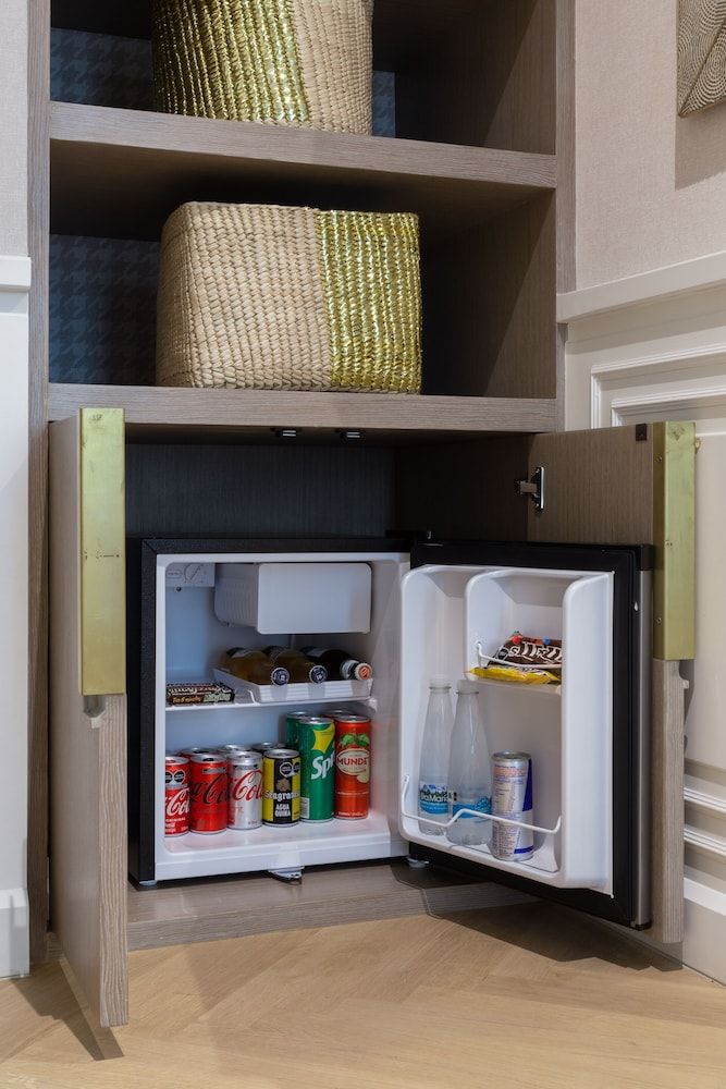 Deluxe Junior Suite — 4