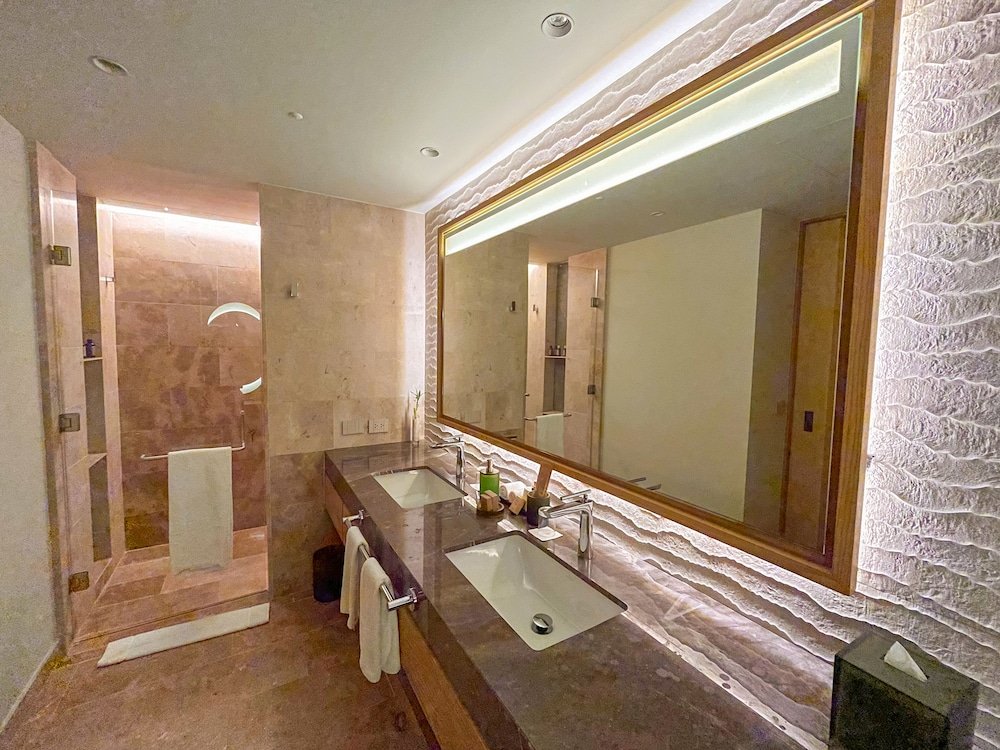 Serenity Club Suite Junior con cama King y vista al mar — 6