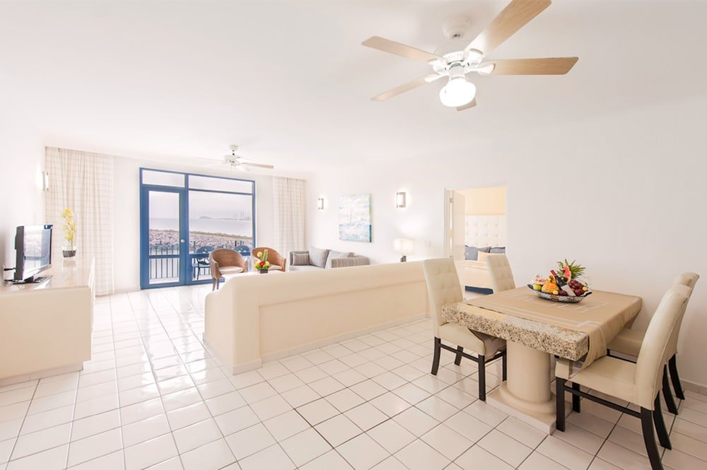 Suite de una habitación — 3