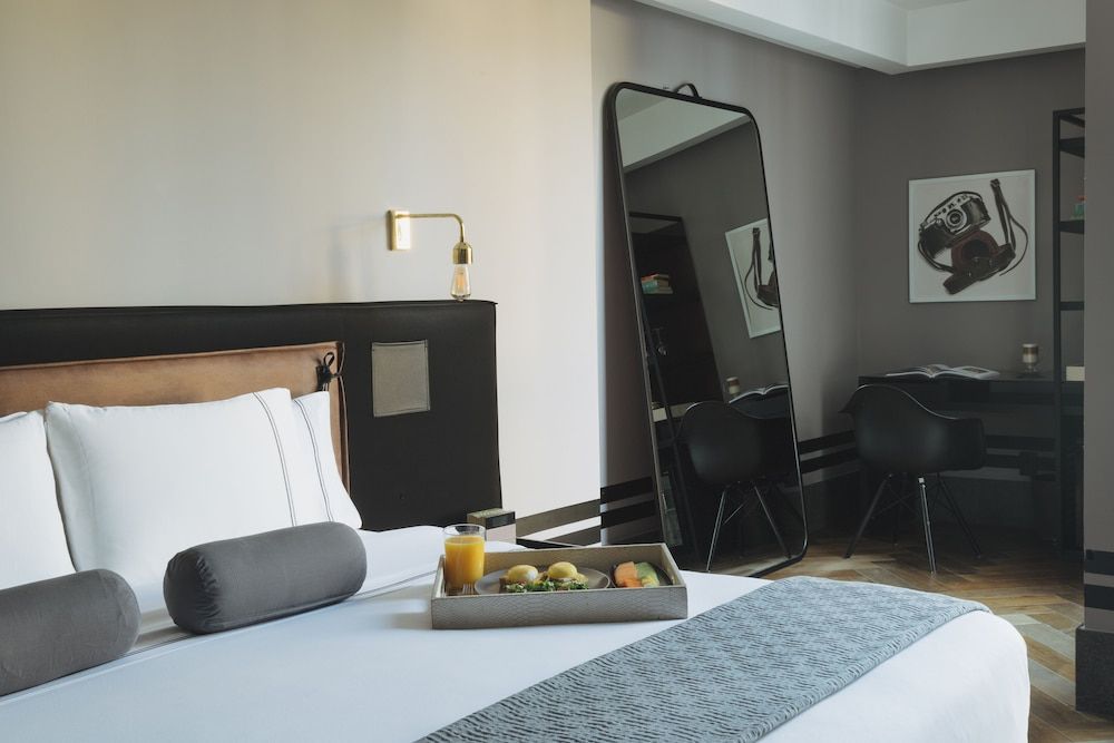 Deluxe Studio Suite, 1 cama King con sofá cama — 2