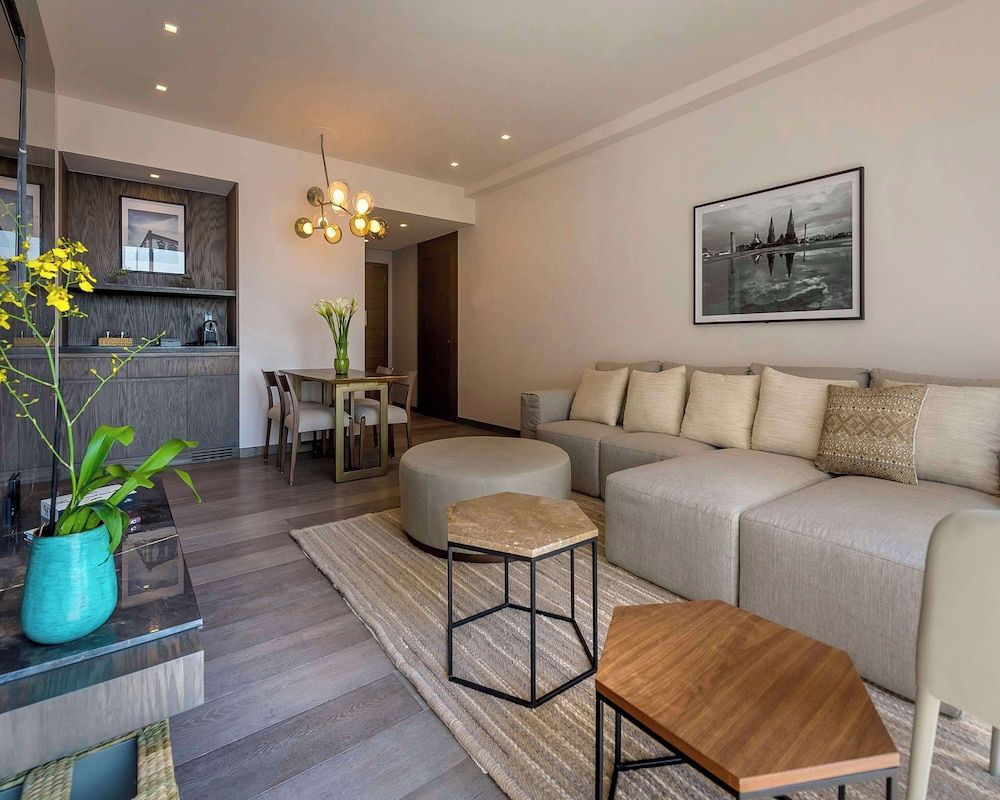 Suite, 1 cama King (Regency Suite, High Floor) — 4